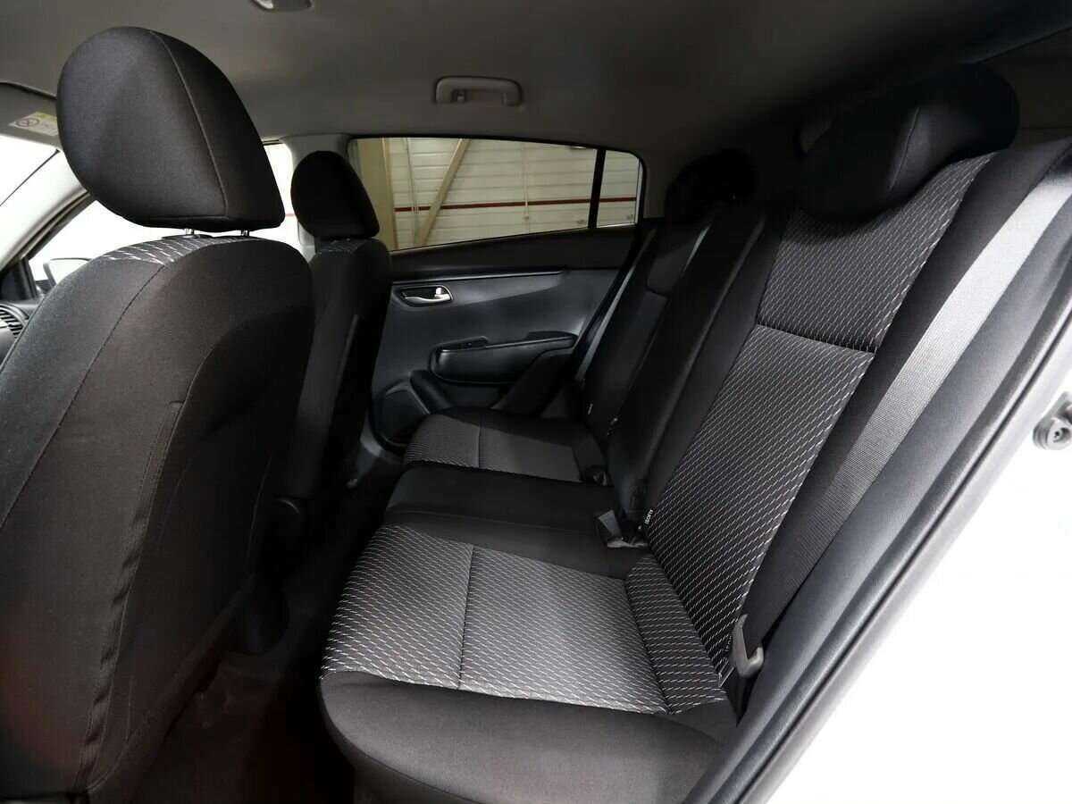 Kia Rio X-Line, 2018 - Фото №17