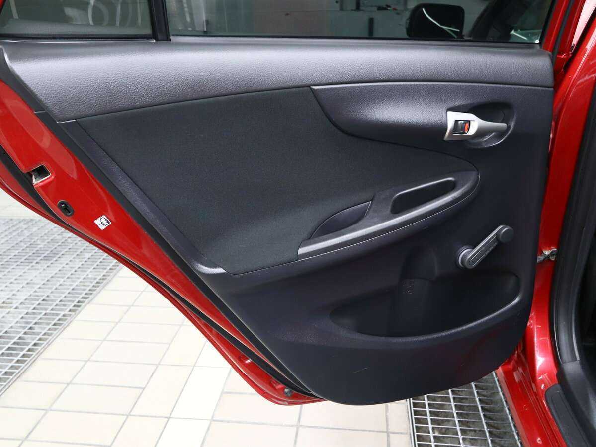 Toyota Corolla, 2012 - Фото №8