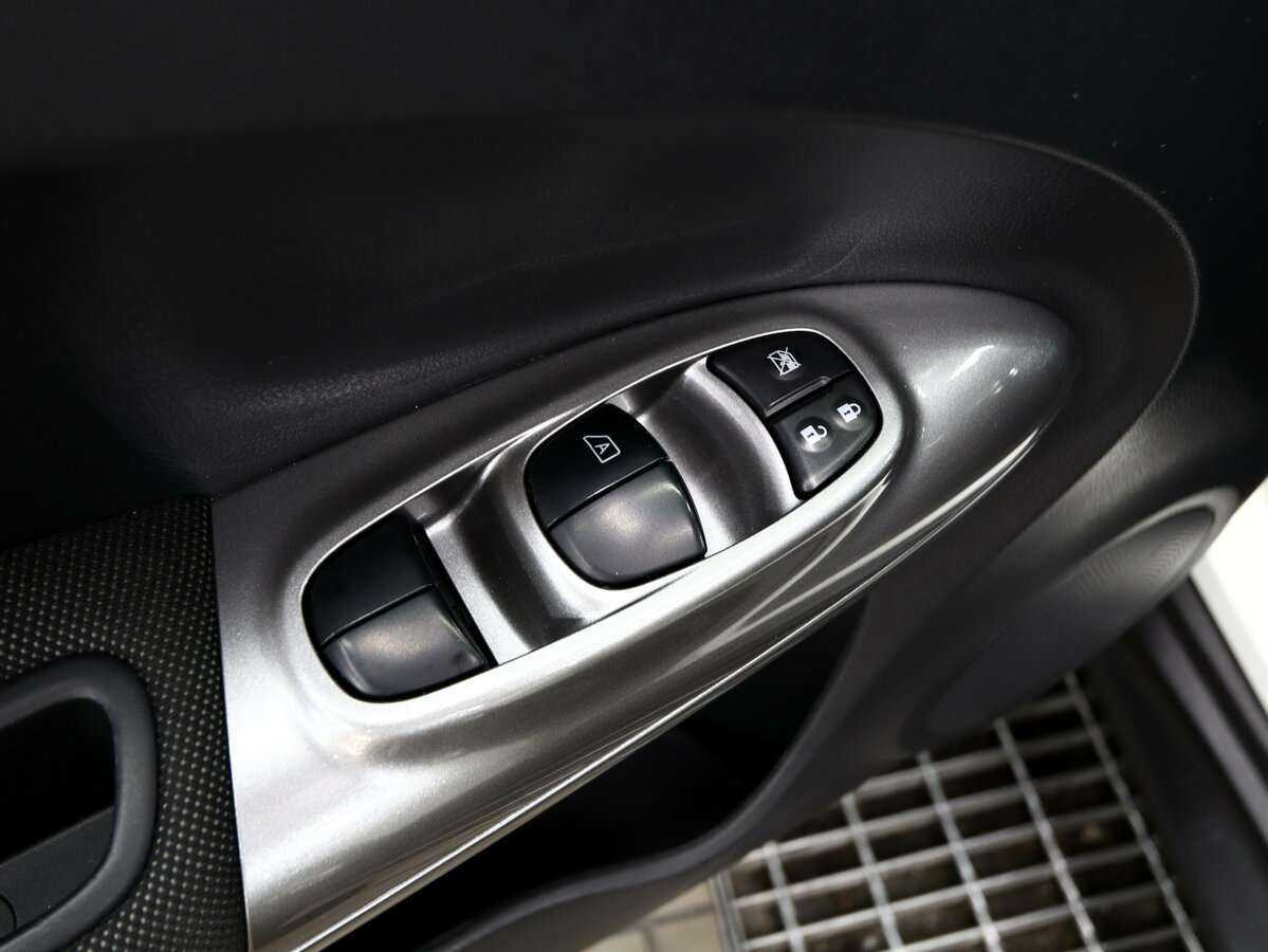 Nissan Juke, 2013 - Фото №8