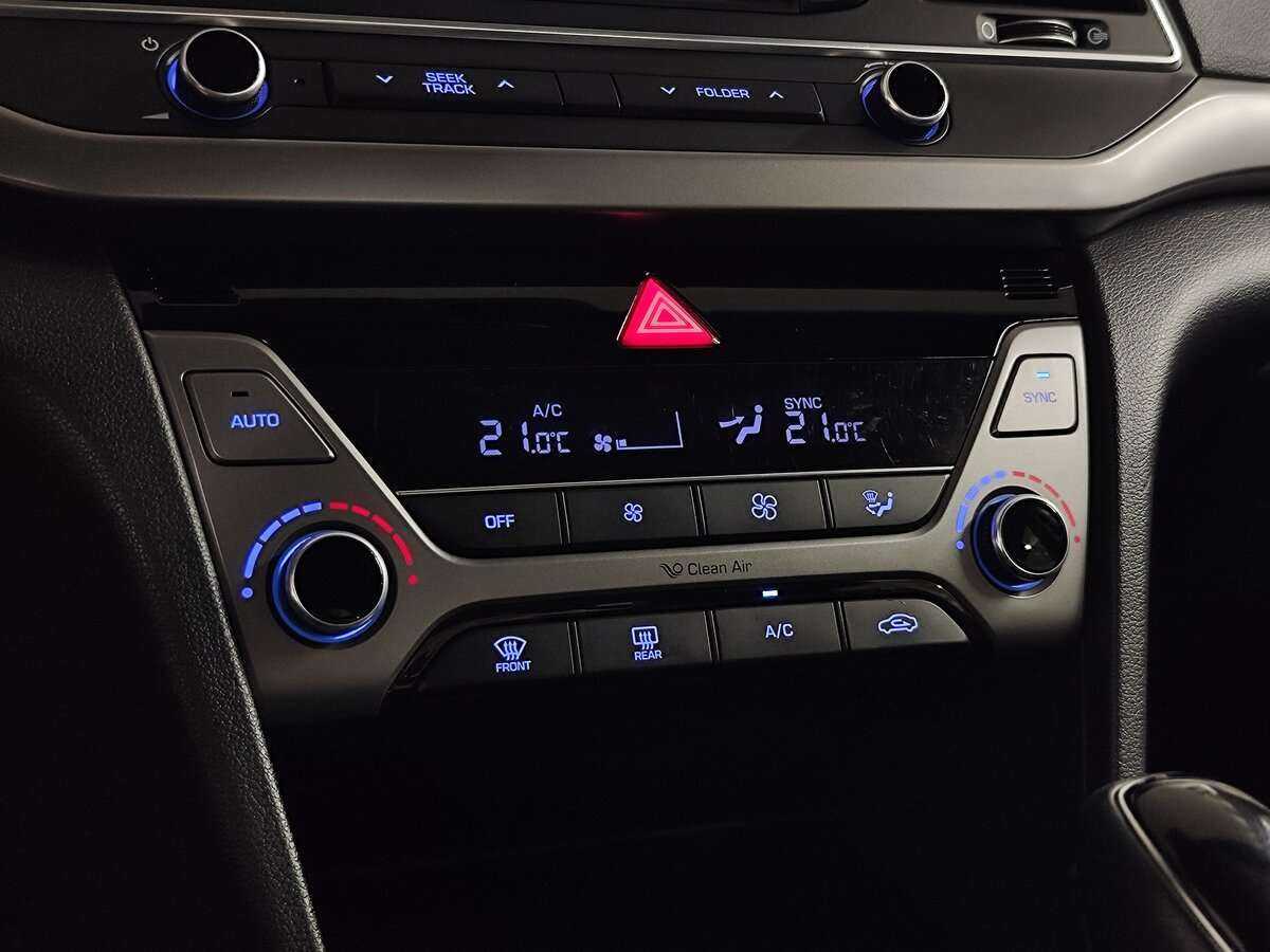 Hyundai Elantra, 2016 - Фото №13