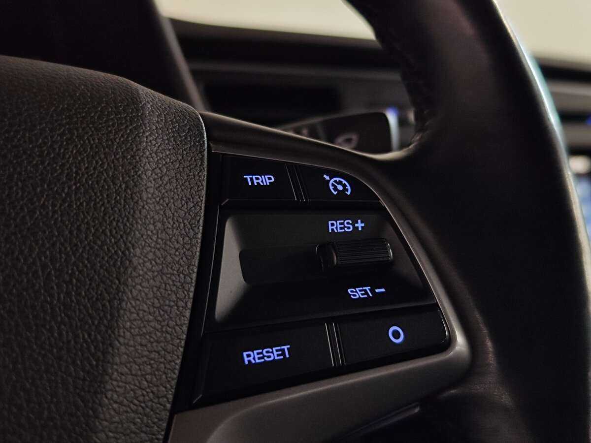 Hyundai Elantra, 2016 - Фото №15