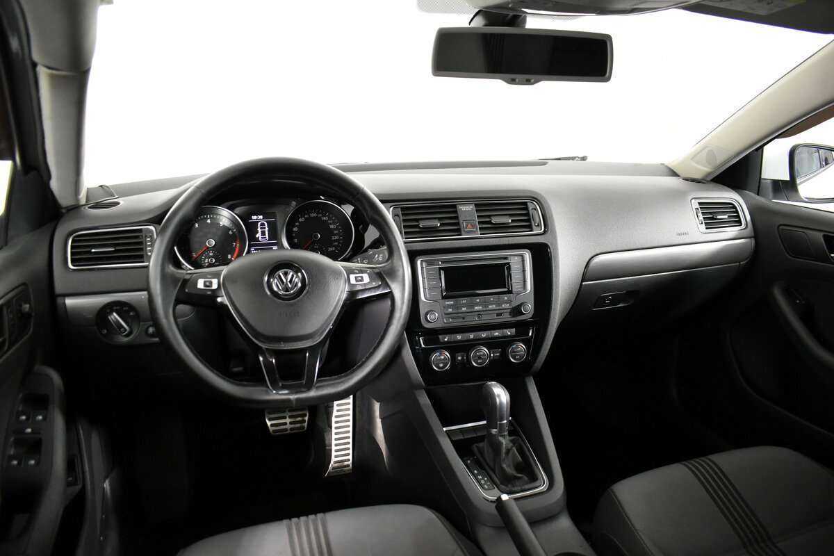 Volkswagen Jetta, 2016 - Фото №7