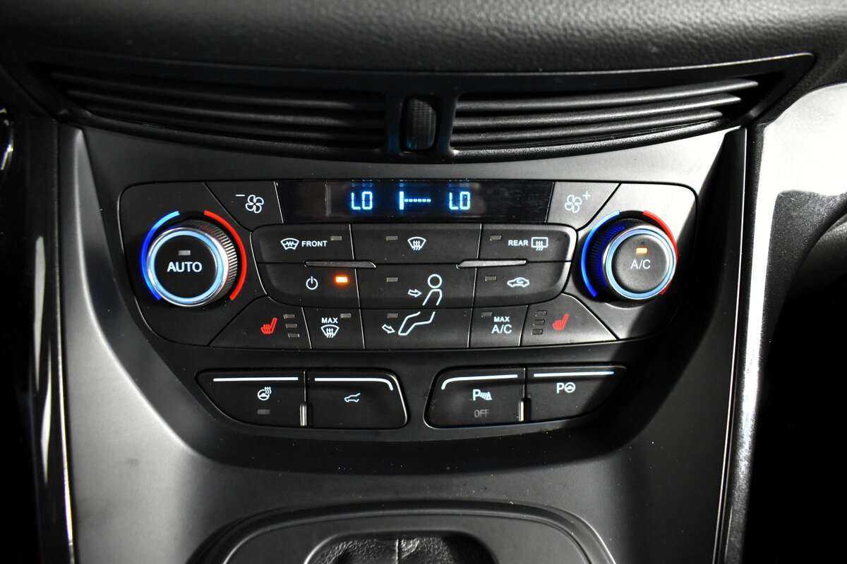 Ford Kuga, 2017 - Фото №13