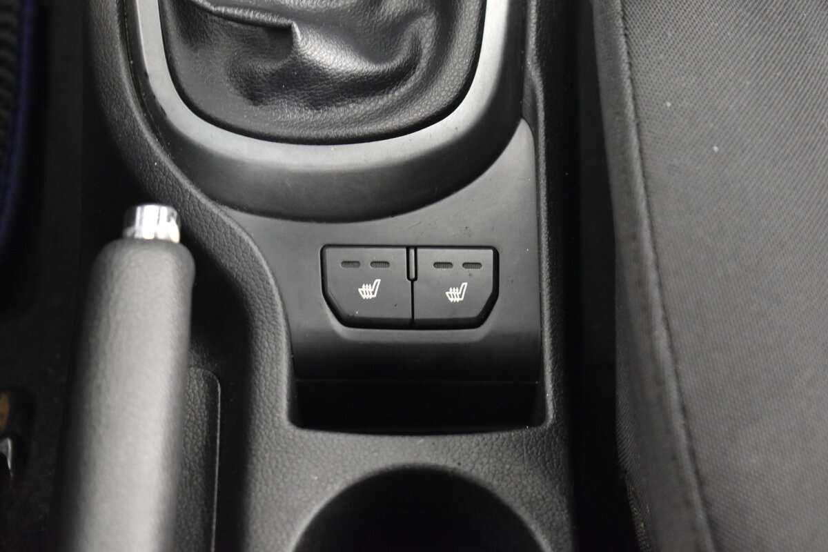 Kia Rio 5-speed, 2013 - Фото №10
