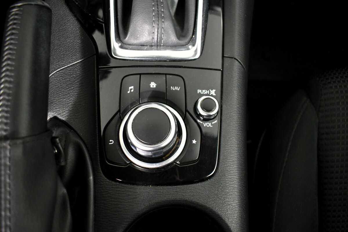 Mazda 3, 2017 - Фото №15