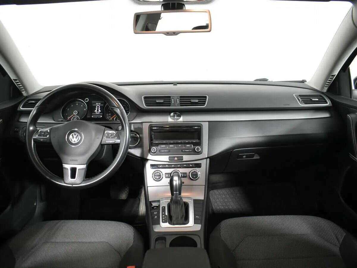 Volkswagen Passat, 2014 - Фото №12
