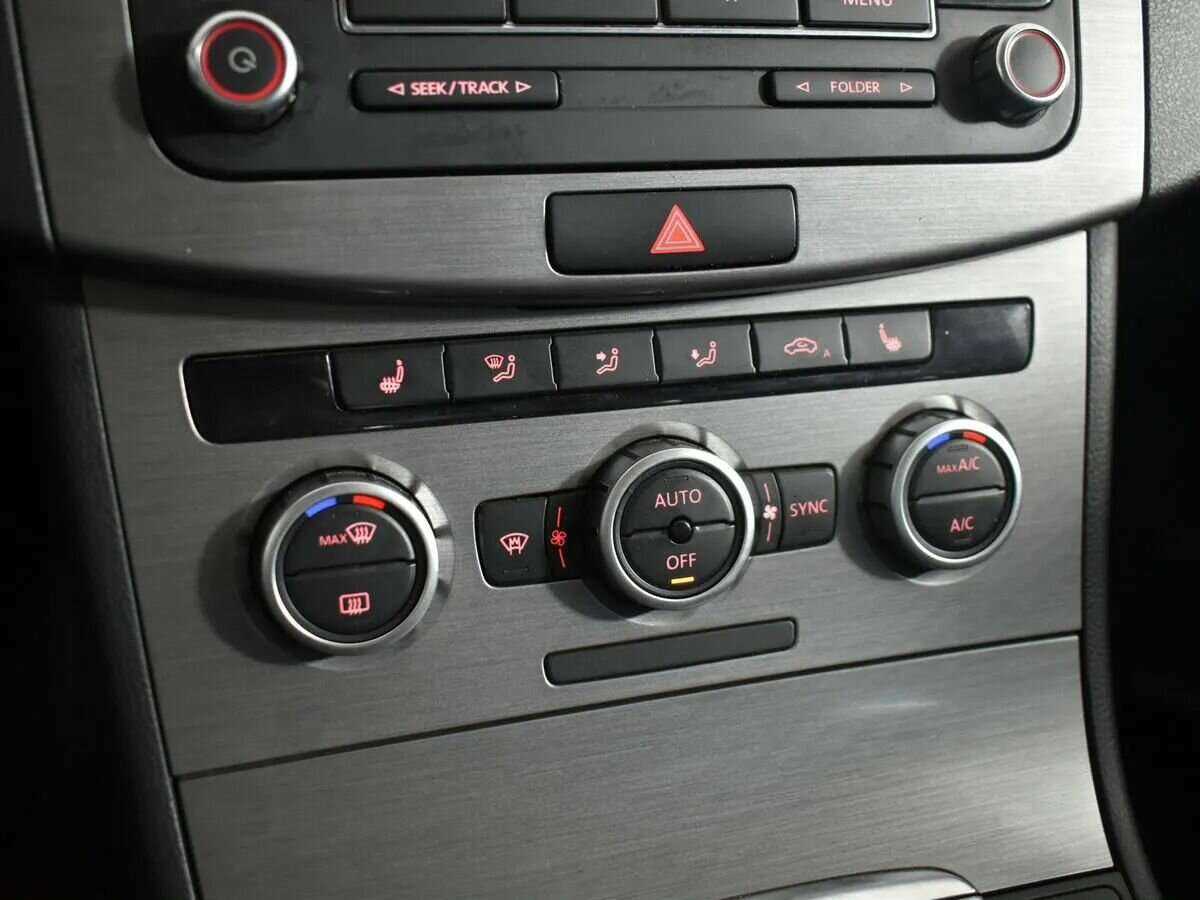 Volkswagen Passat, 2014 - Фото №17