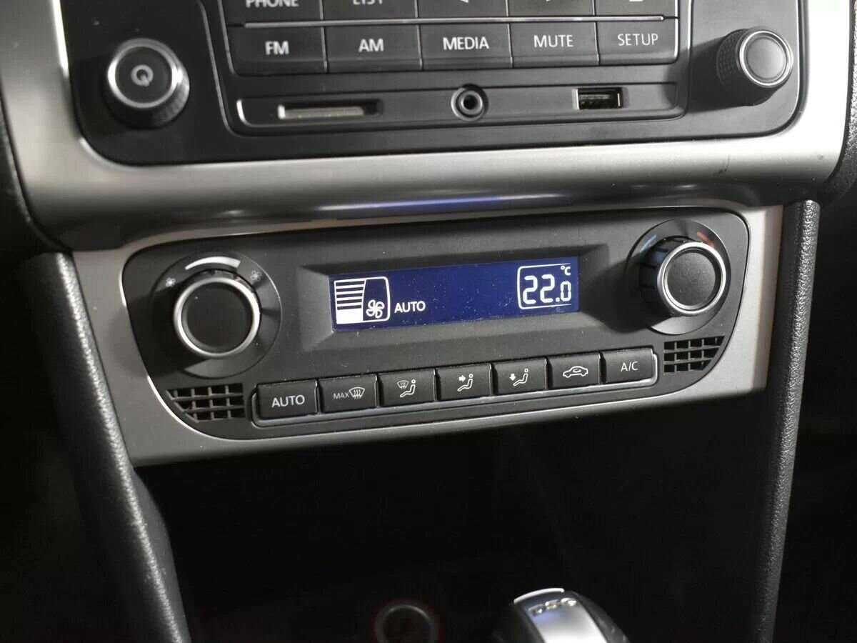 Volkswagen Polo, 2017 - Фото №13