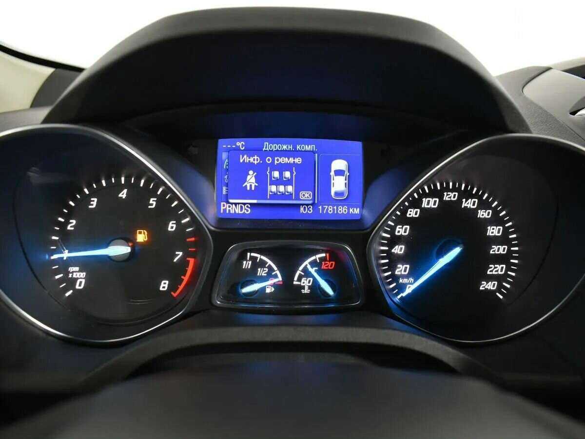 Ford Kuga, 2013 - Фото №10