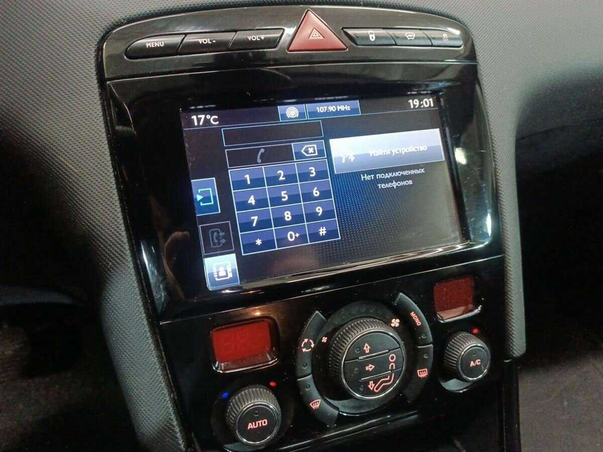 Peugeot 408, 2018 - Фото №12