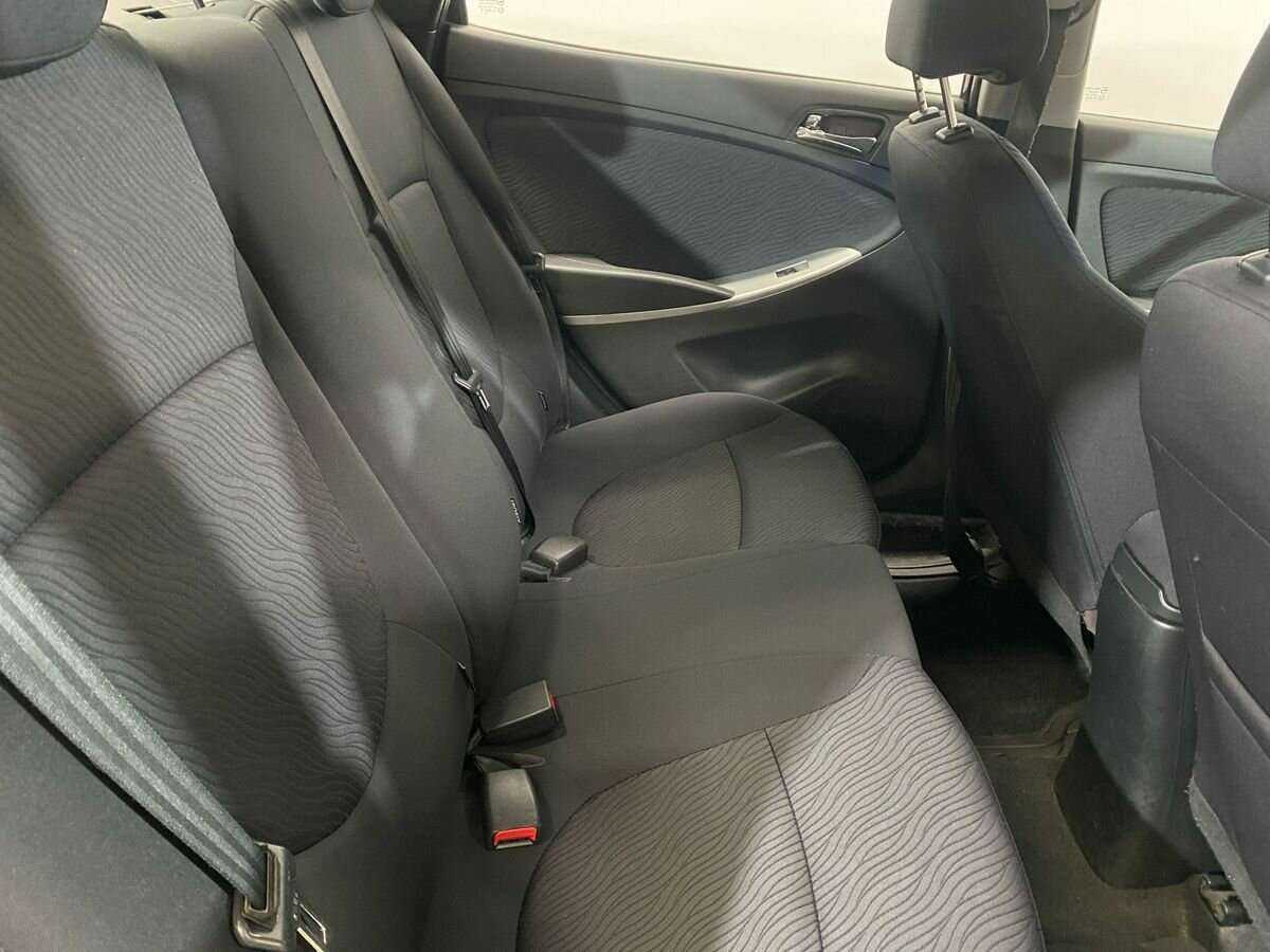 Hyundai Solaris, 2012 - Фото №10