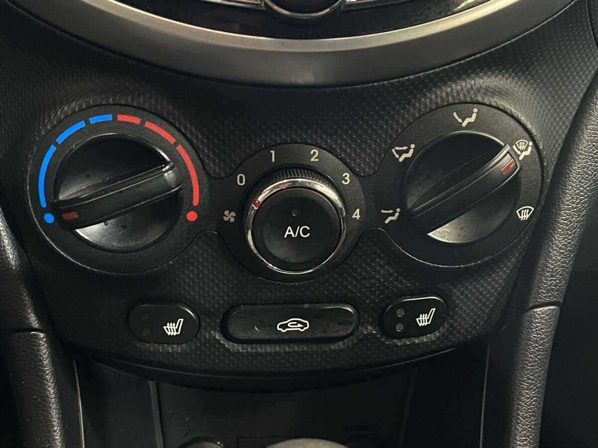 Hyundai Solaris, 2012 - Фото №14