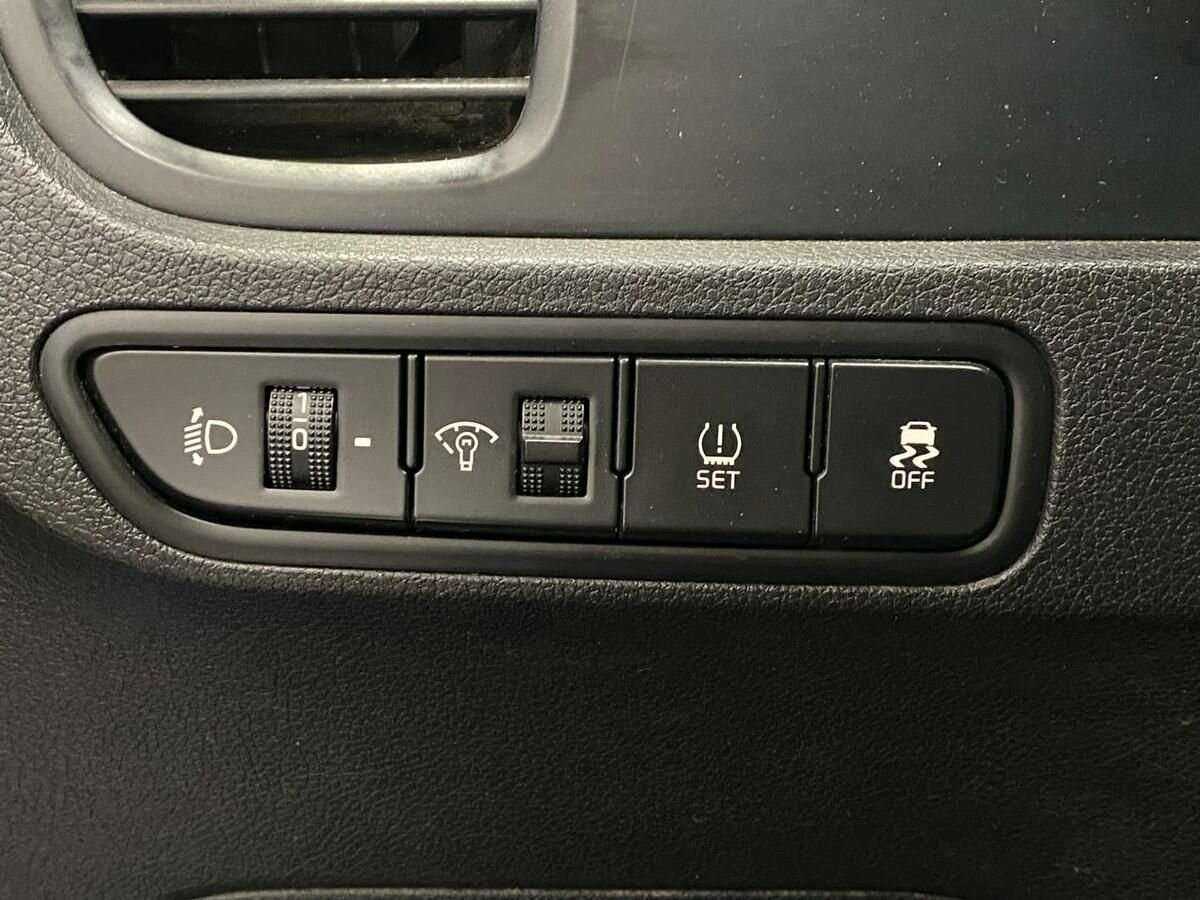 Kia Rio, 2017 - Фото №15