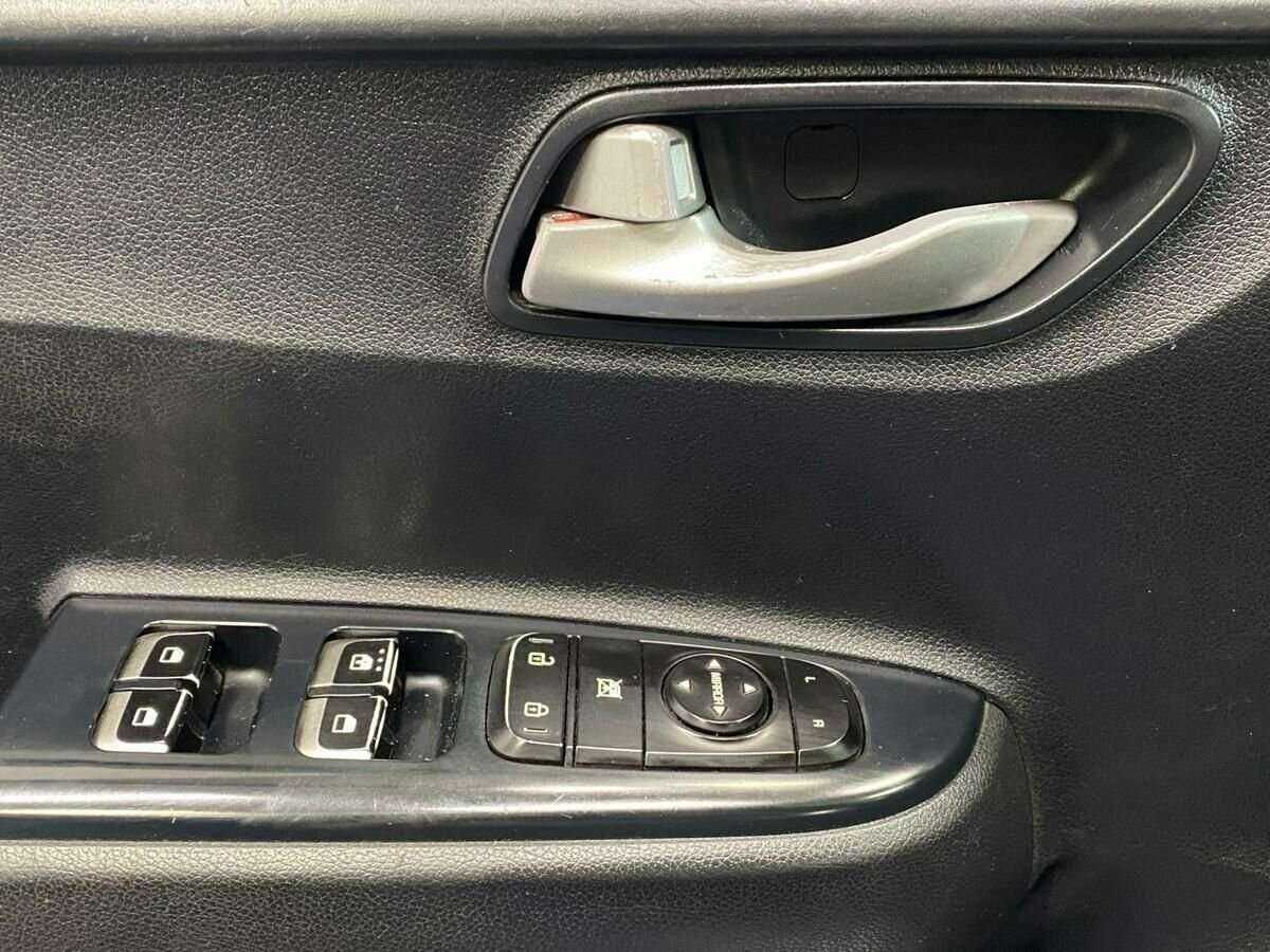 Kia Rio, 2017 - Фото №16