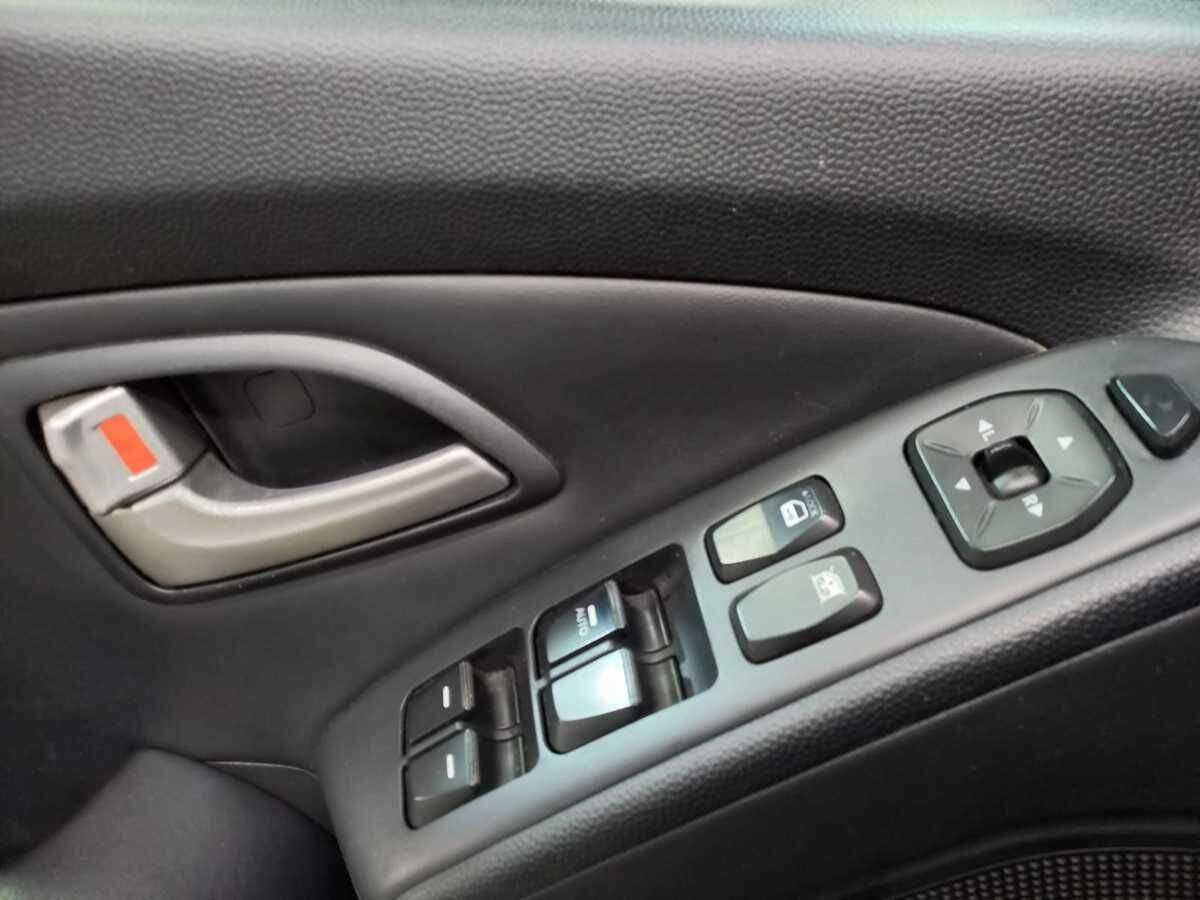 Hyundai ix35, 2012 - Фото №13