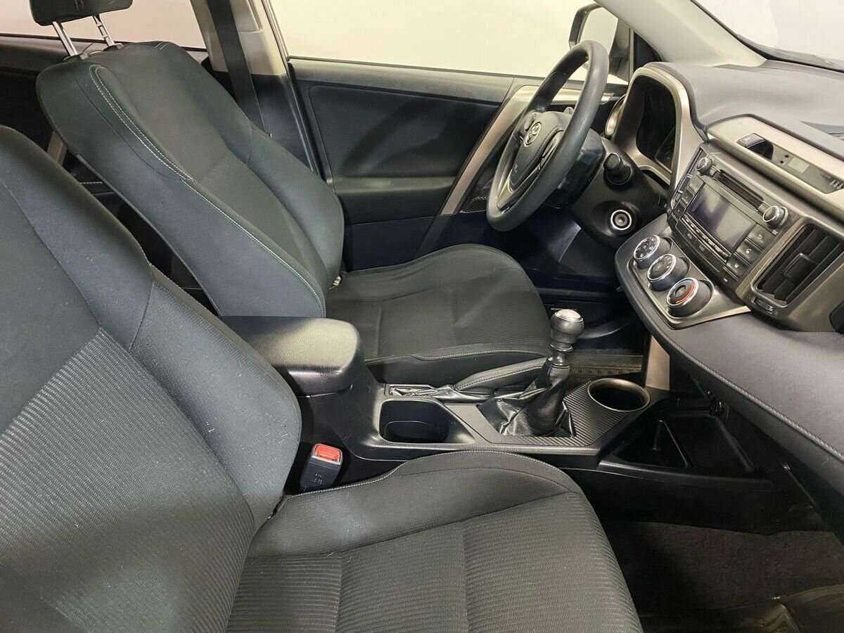 Toyota RAV4, 2014 - Фото №9