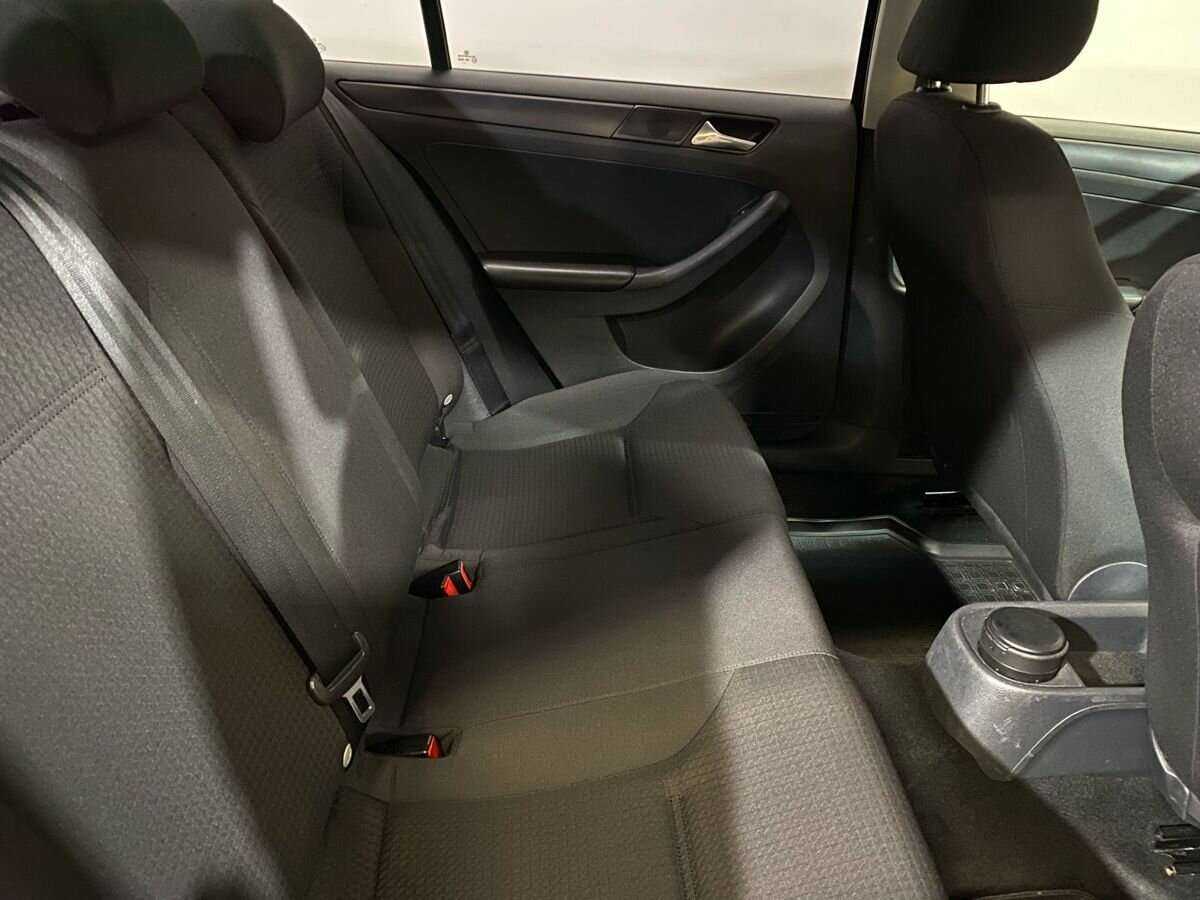 Volkswagen Jetta, 2014 - Фото №10