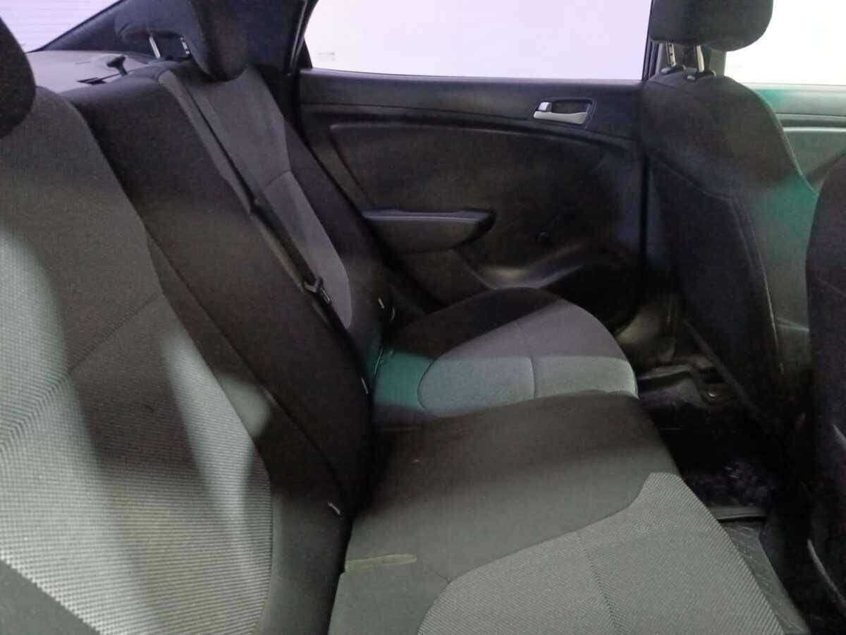 Hyundai Solaris, 2012 - Фото №10