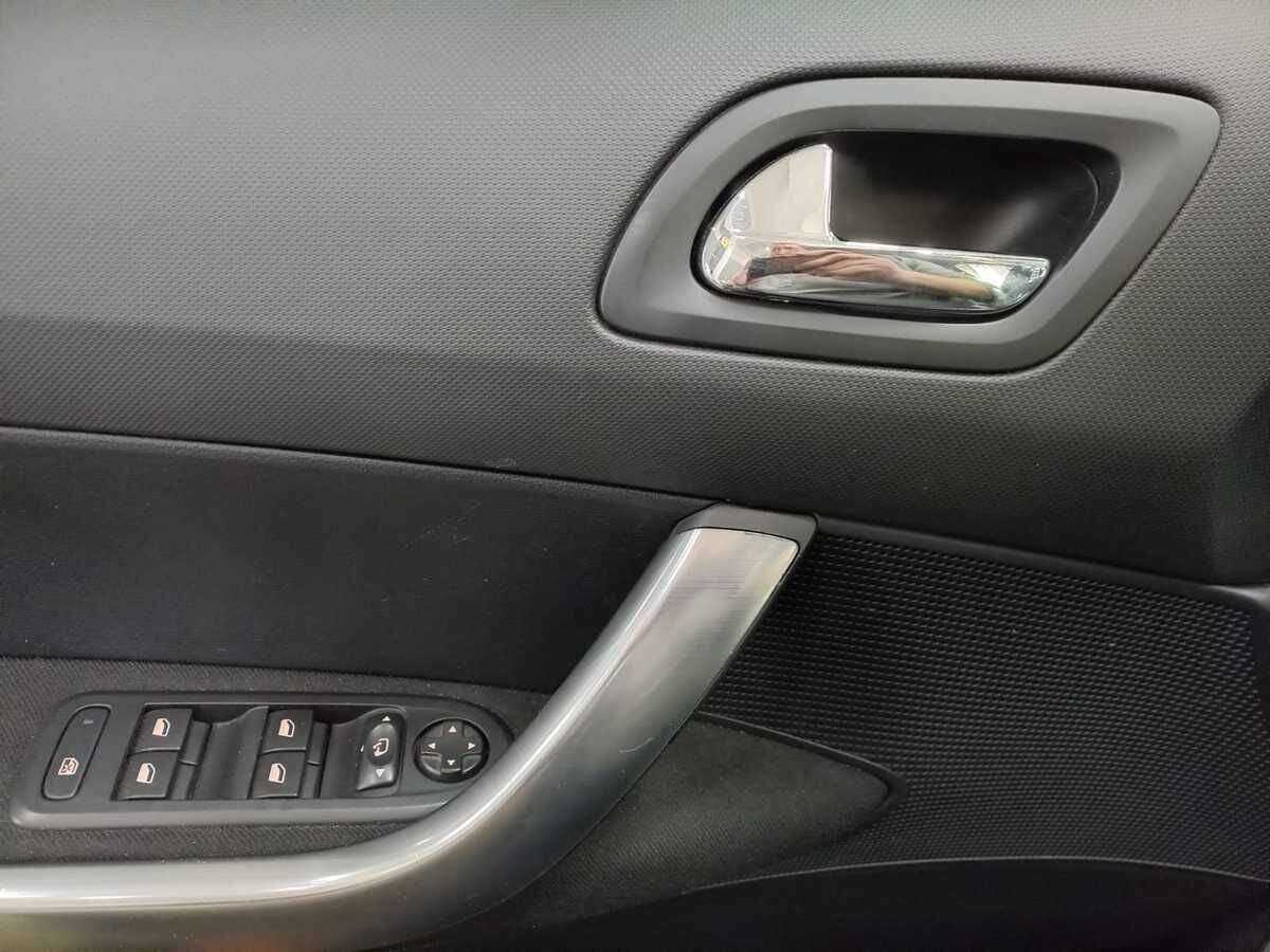 Peugeot 408, 2016 - Фото №14