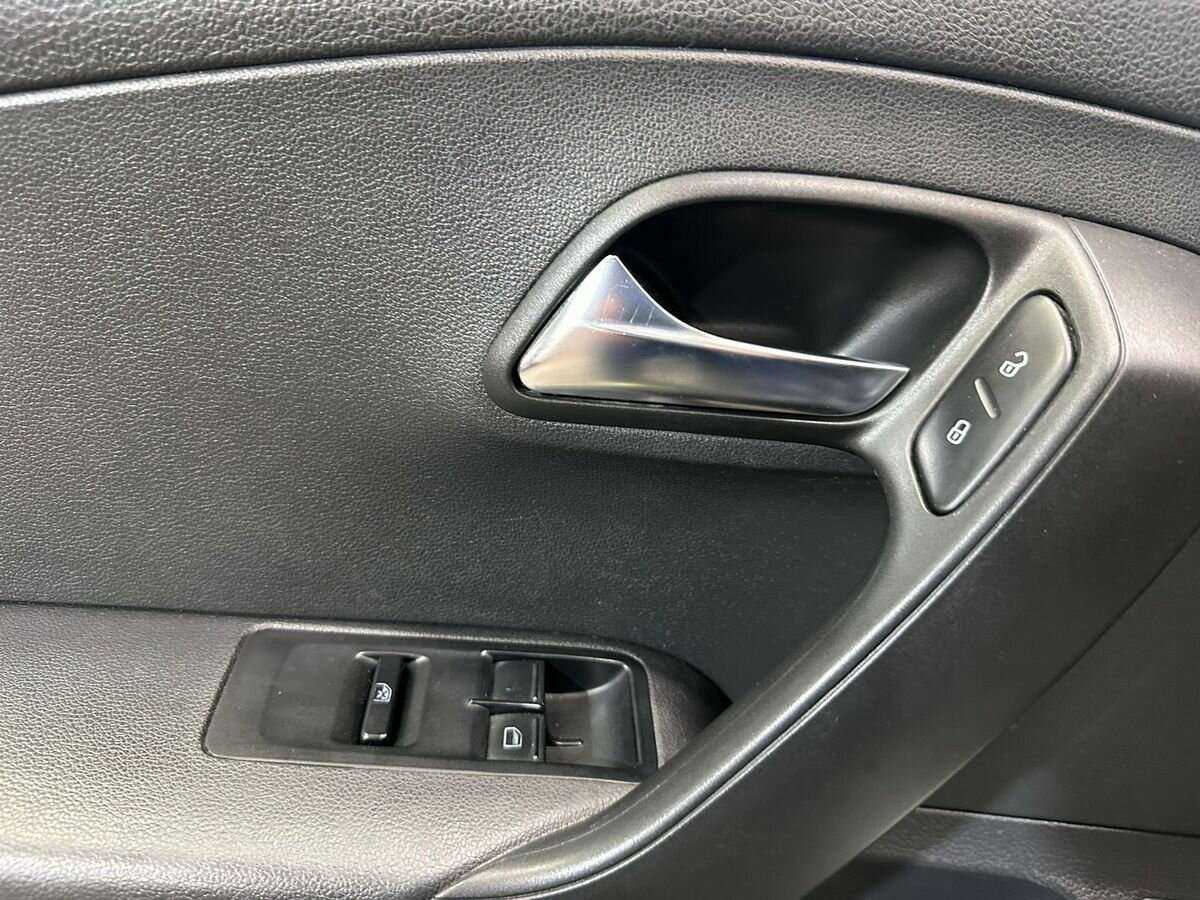 Volkswagen Polo, 2019 - Фото №13