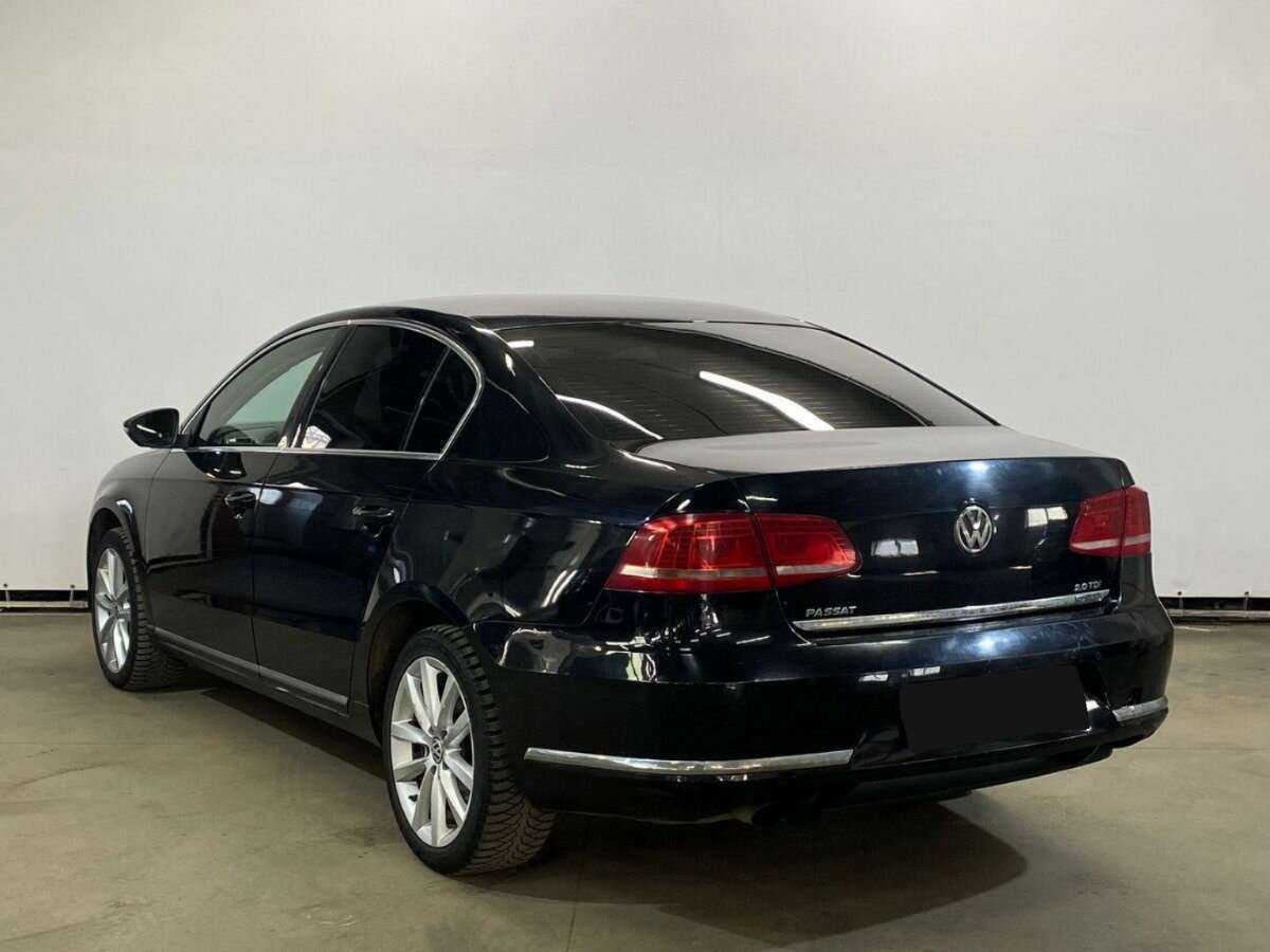 Volkswagen Passat, 2012 - Фото №6