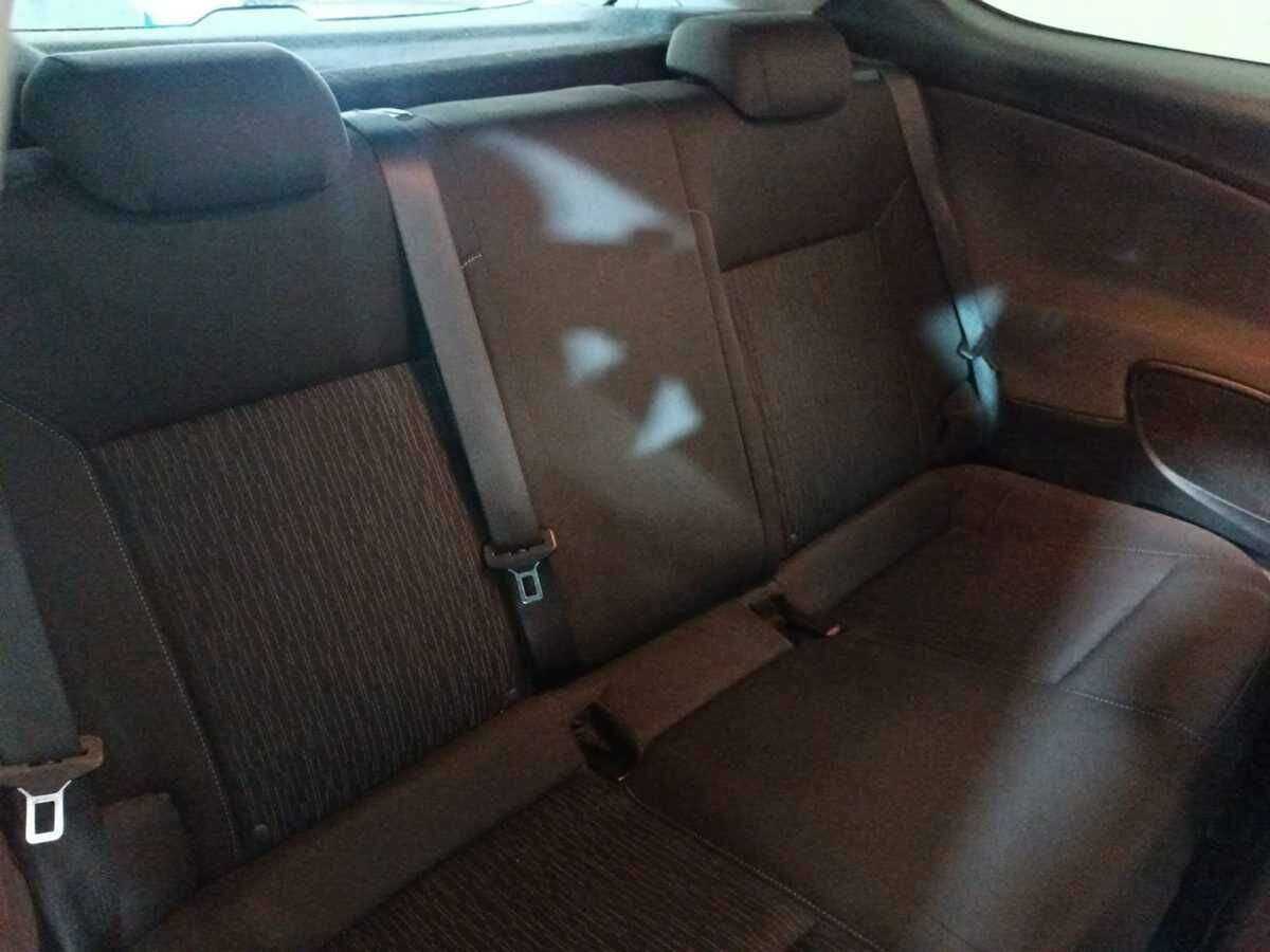 Opel Astra GTC, 2013 - Фото №9