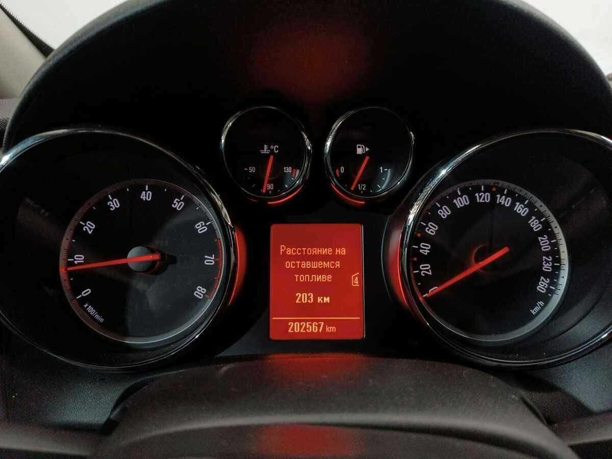 Opel Astra GTC, 2013 - Фото №12