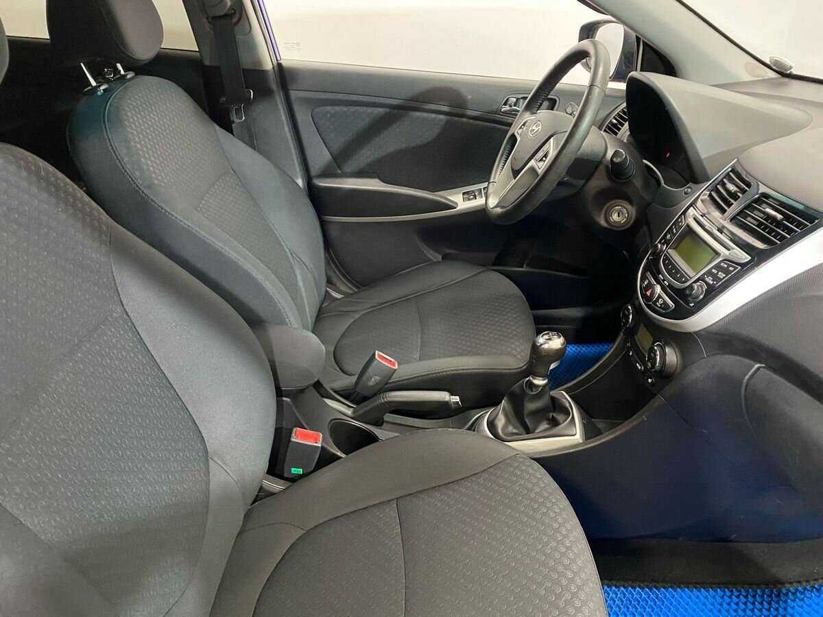 Hyundai Solaris, 2012 - Фото №9