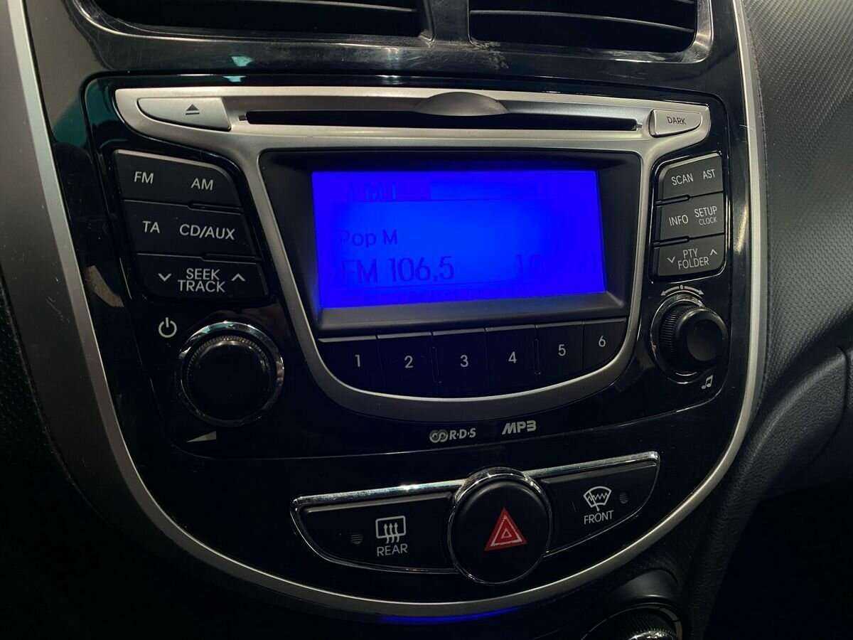 Hyundai Solaris, 2012 - Фото №13