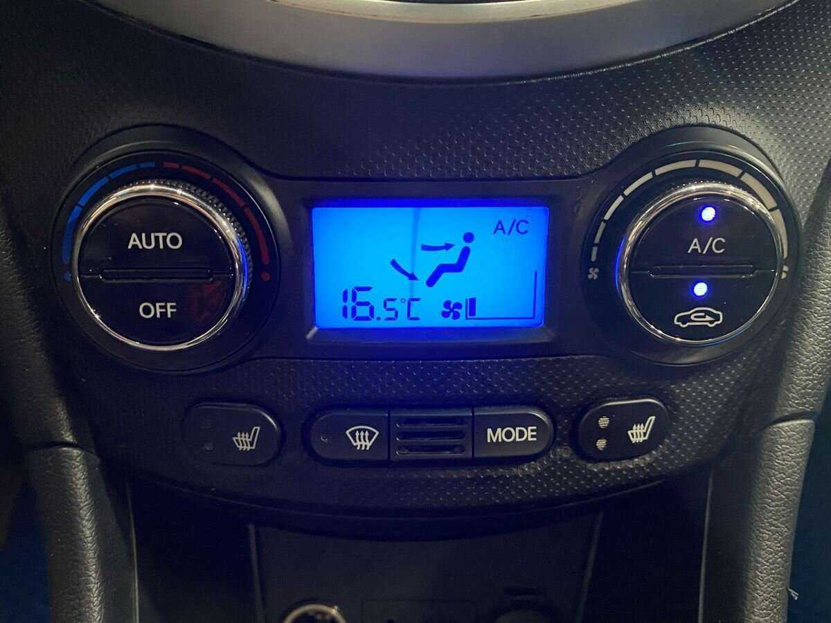 Hyundai Solaris, 2012 - Фото №14