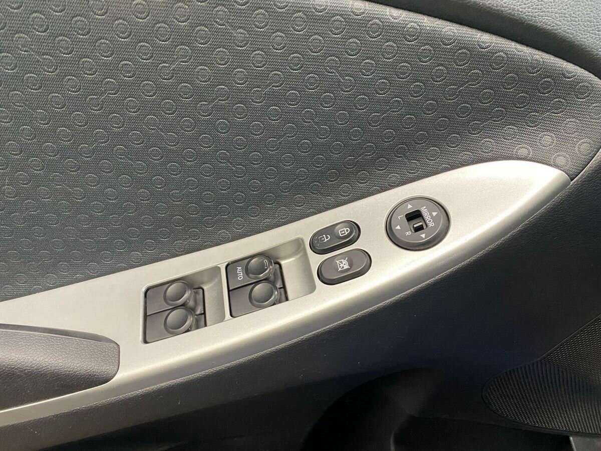 Hyundai Solaris, 2012 - Фото №16