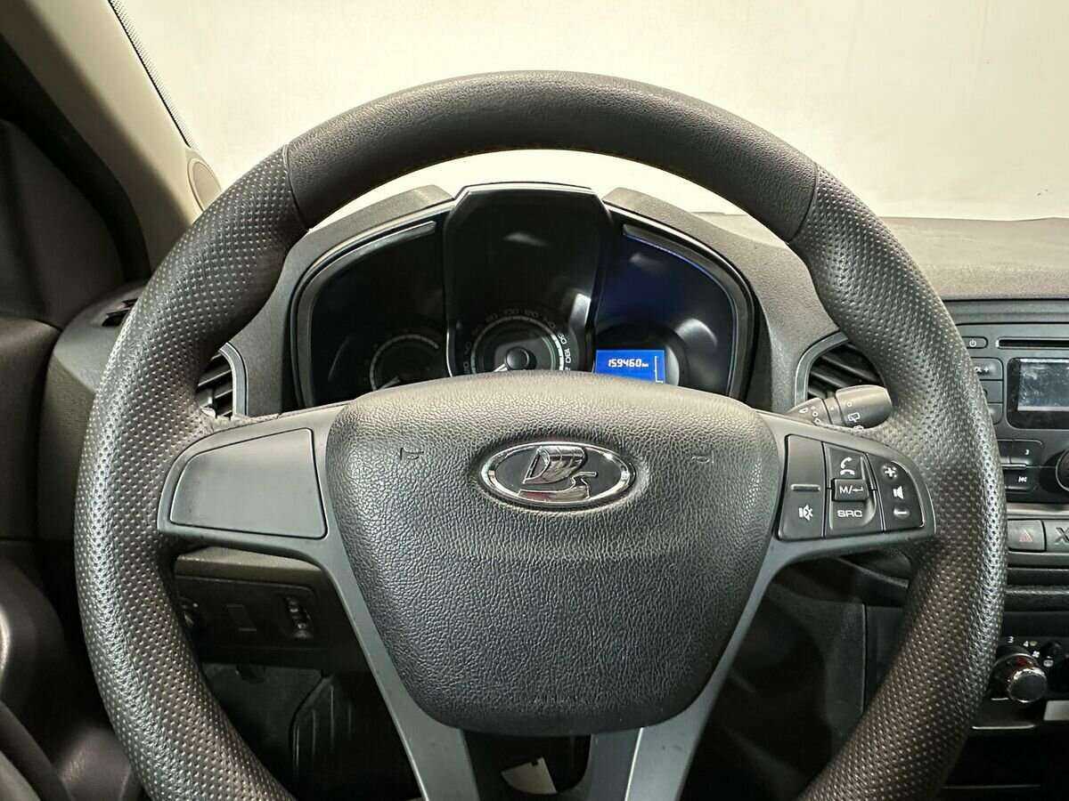 Lada (ВАЗ) XRAY, 2017 - Фото №11