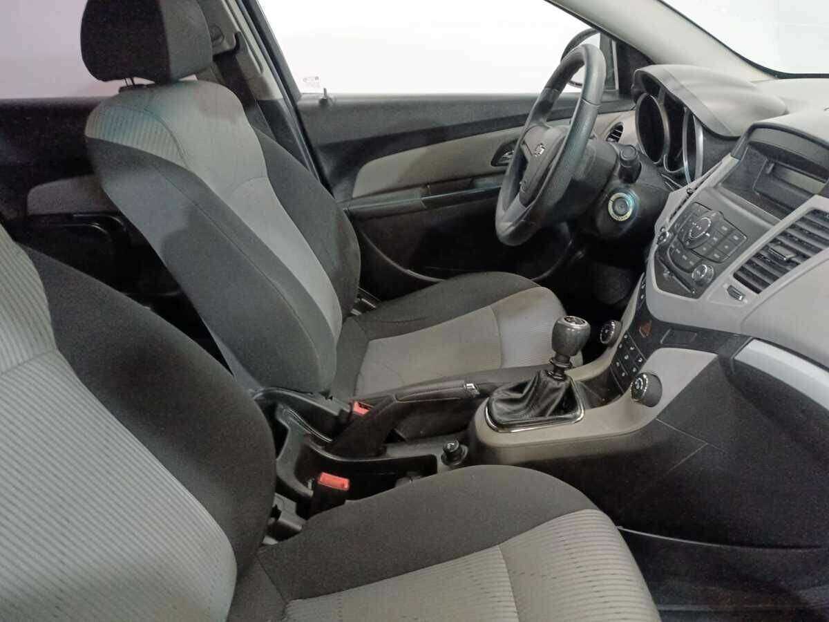 Chevrolet Cruze, 2012 - Фото №9