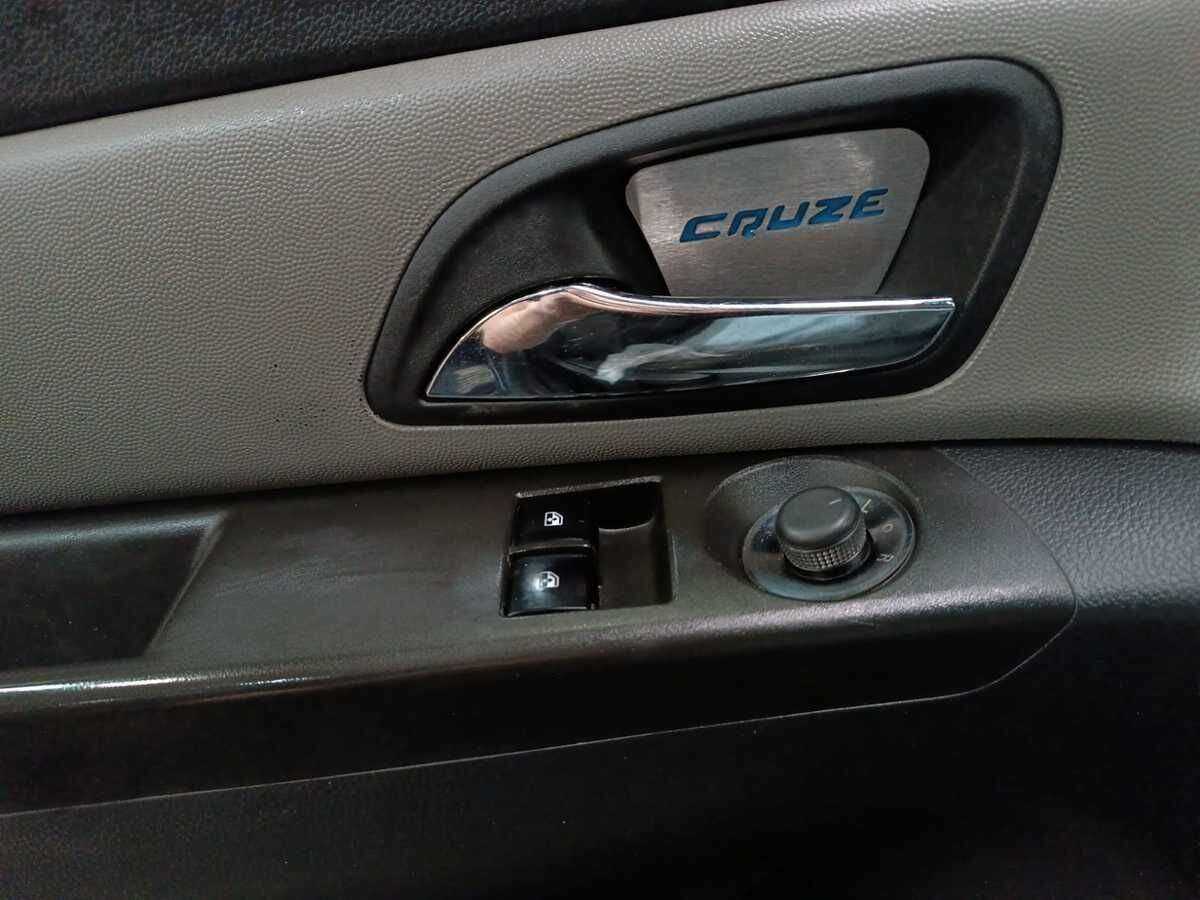 Chevrolet Cruze, 2012 - Фото №14