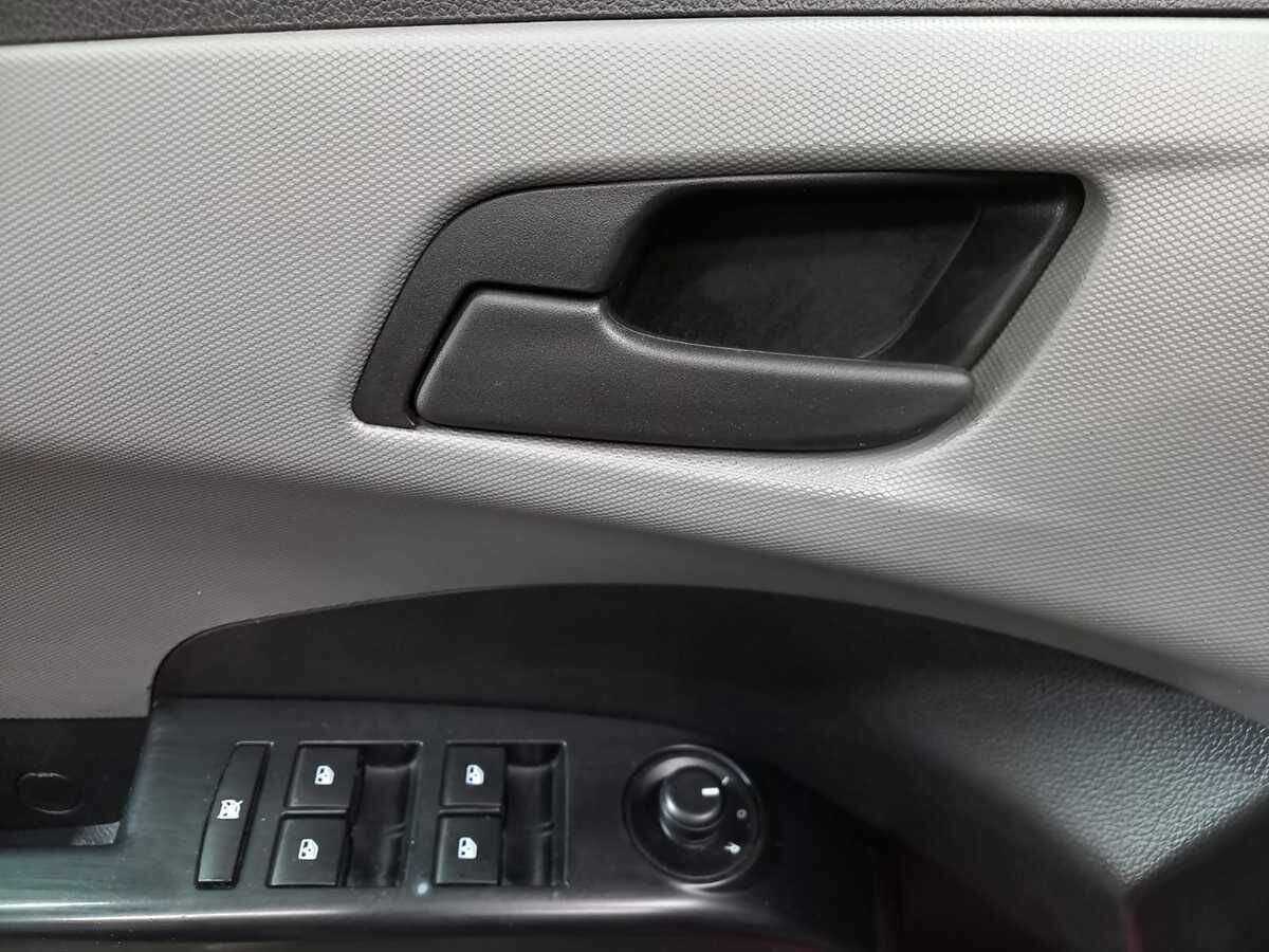 Chevrolet Aveo, 2013 - Фото №12
