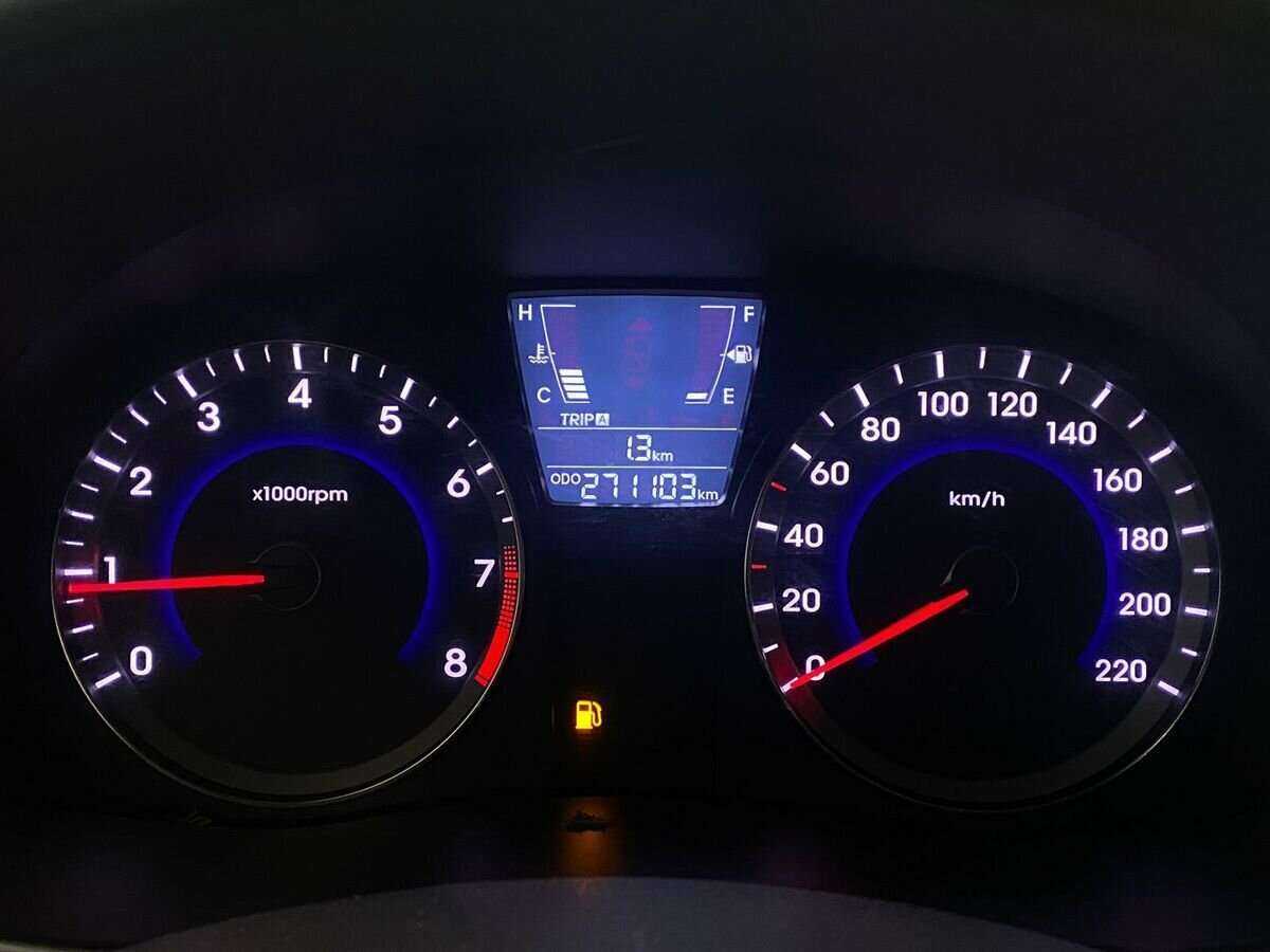 Hyundai Solaris, 2013 - Фото №11