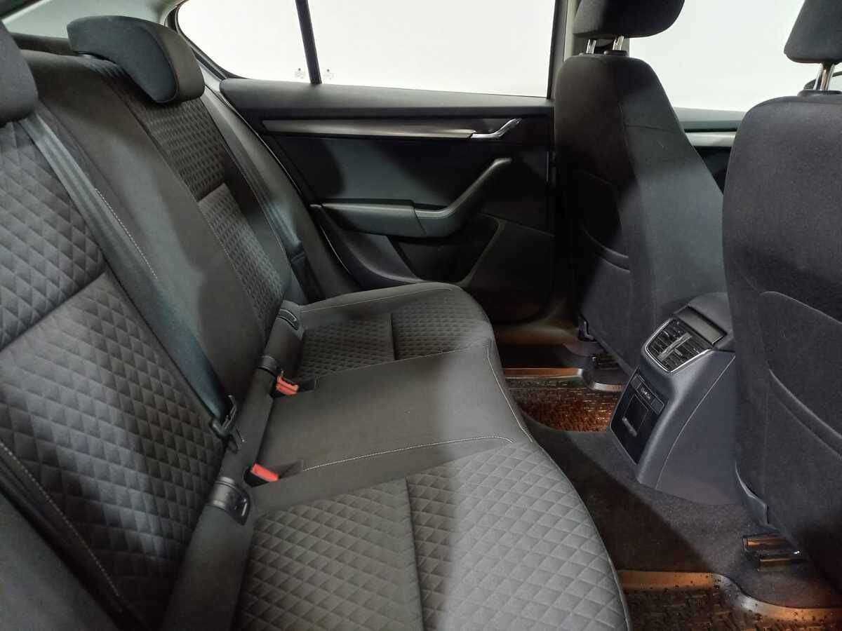 Skoda Octavia, 2018 - Фото №10