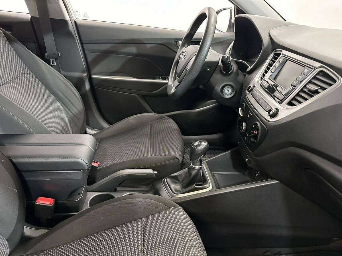 Hyundai Solaris, 2019 - Фото №8