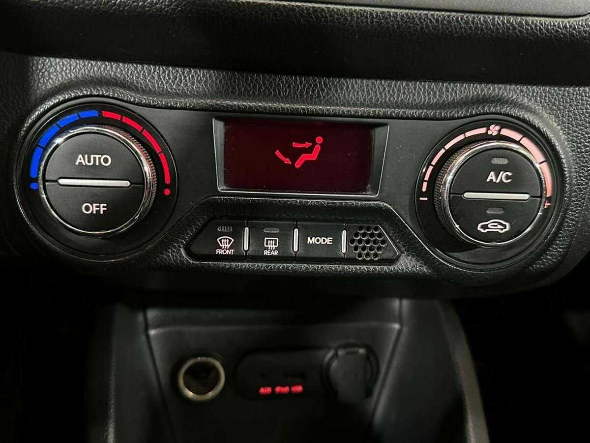 Kia Rio 6-speed, 2014 - Фото №13