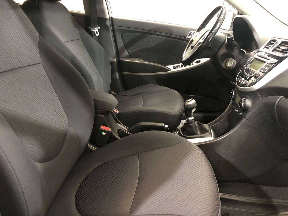 Hyundai Solaris, 2014 - Фото №9