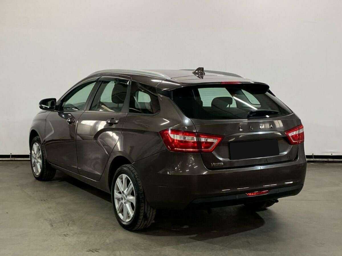 Lada (ВАЗ) Vesta SW, 2019 - Фото №6