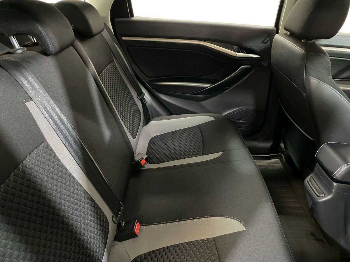 Lada (ВАЗ) Vesta SW, 2019 - Фото №10