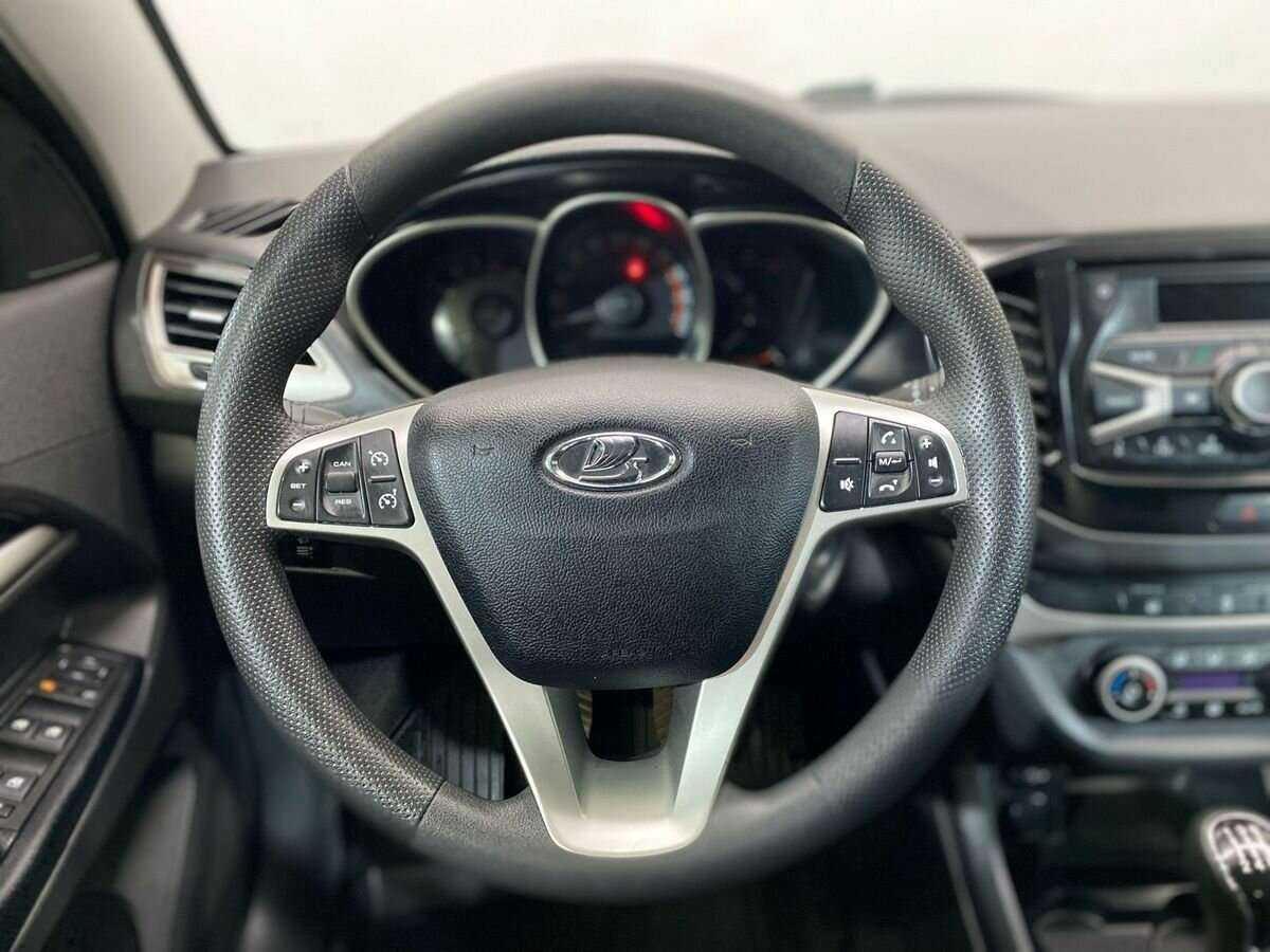 Lada (ВАЗ) Vesta SW, 2019 - Фото №11