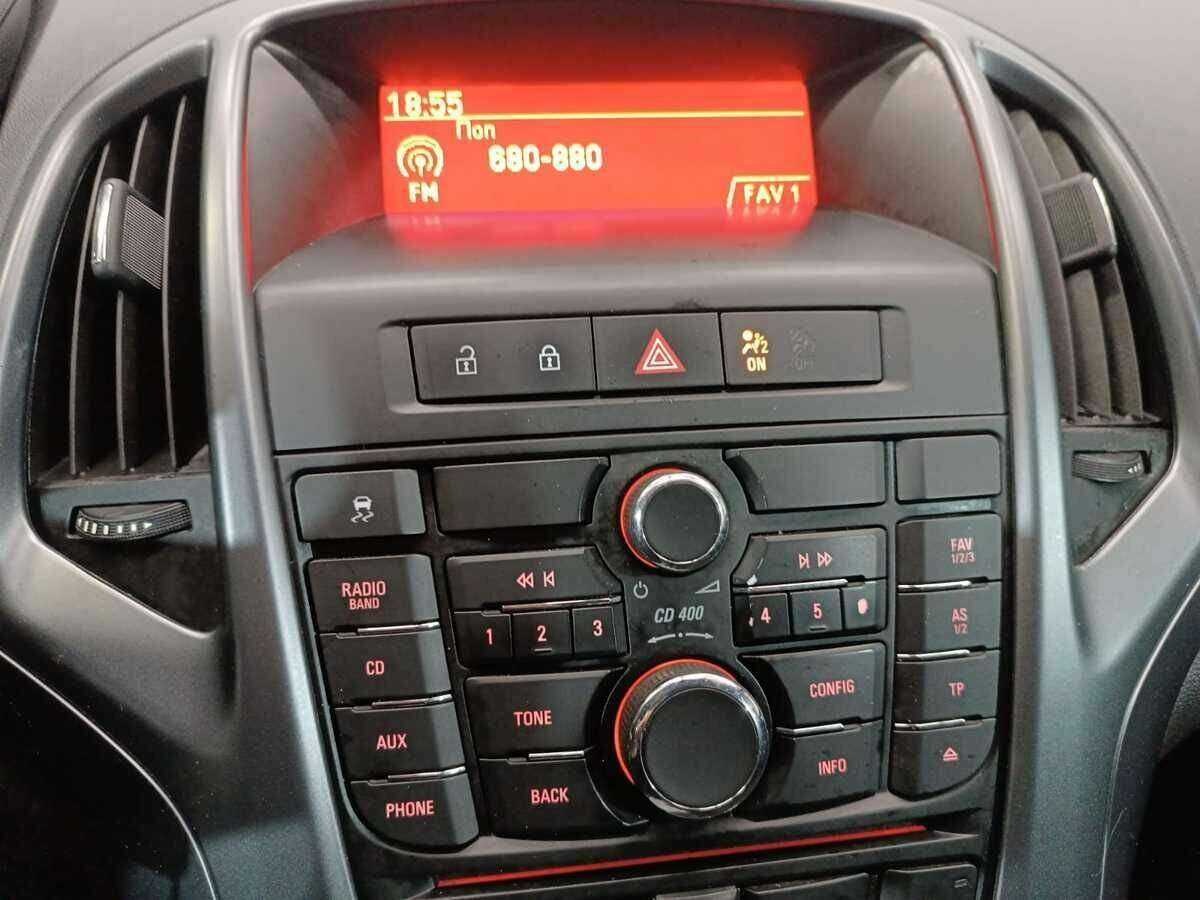 Opel Astra GTC, 2012 - Фото №14