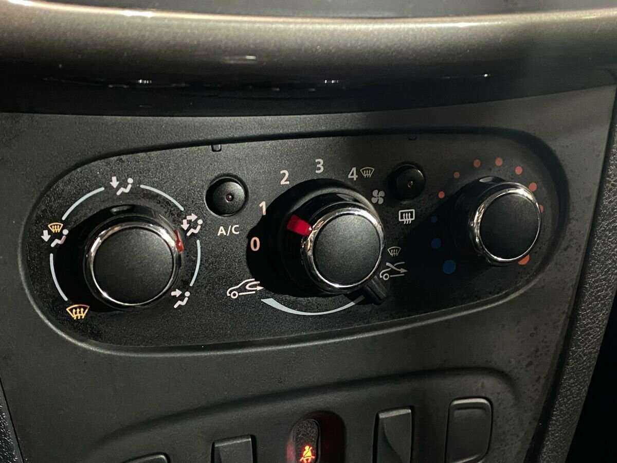 Renault Logan, 2016 - Фото №13