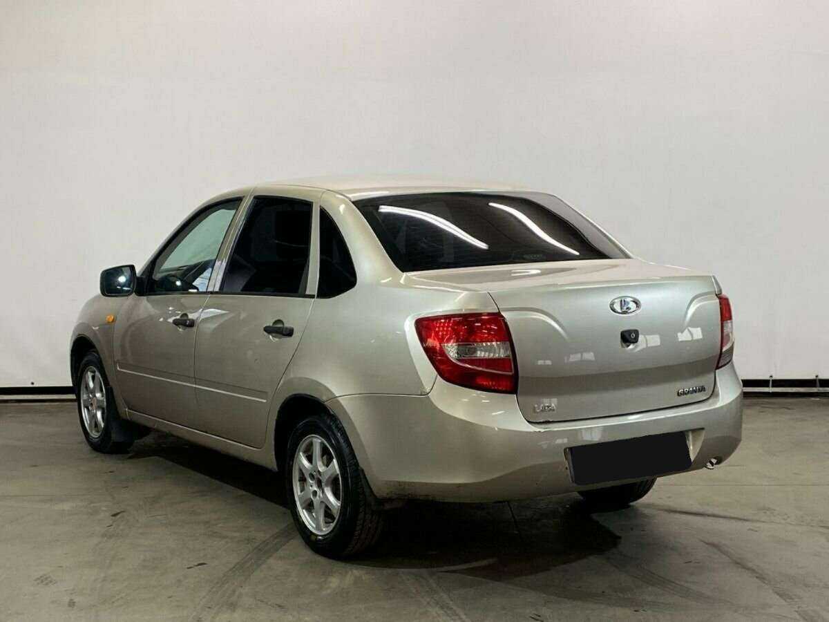 Lada (ВАЗ) Granta, 2012 - Фото №6