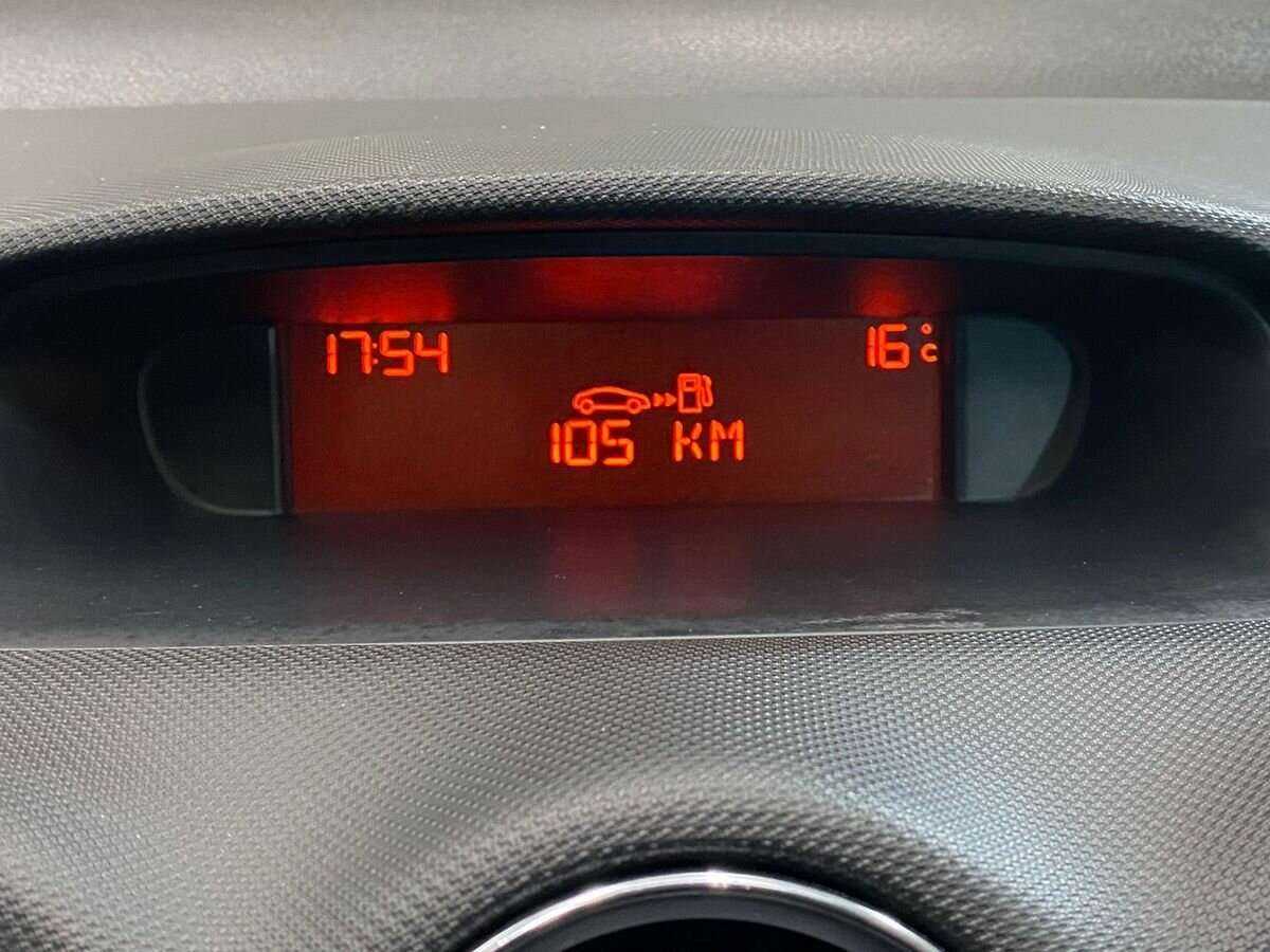 Peugeot 408, 2012 - Фото №12