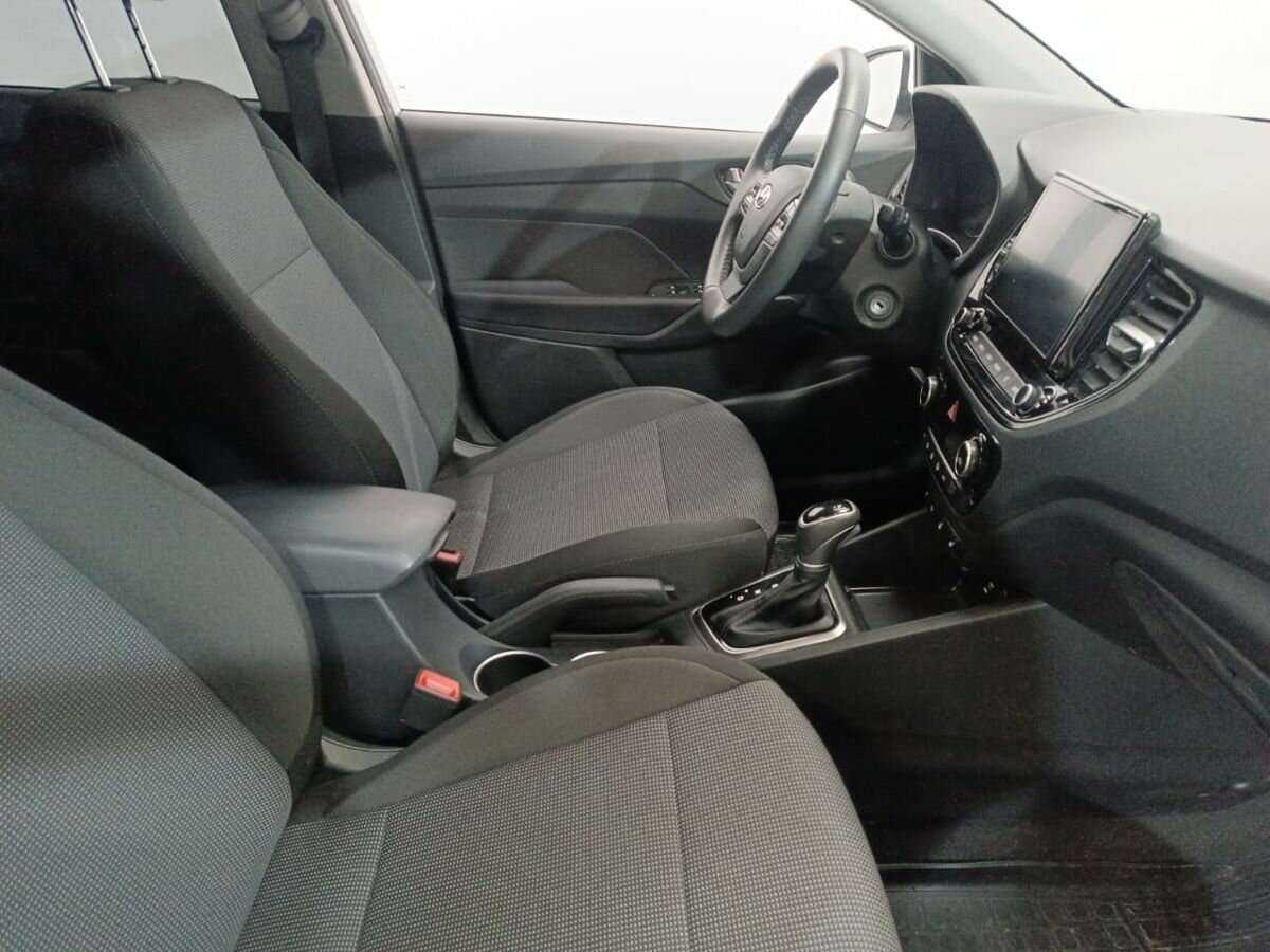 Hyundai Solaris, 2022 - Фото №9