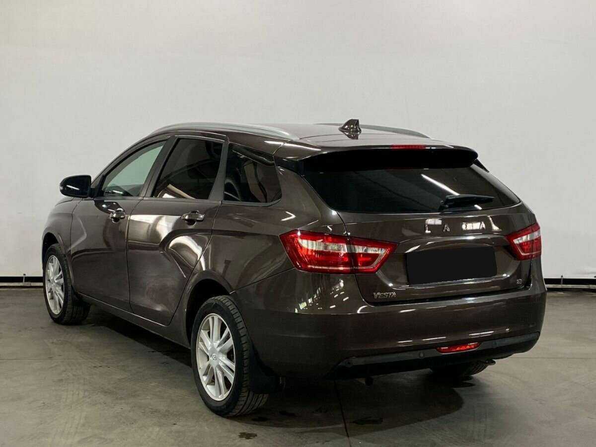 Lada (ВАЗ) Vesta SW, 2018 - Фото №6