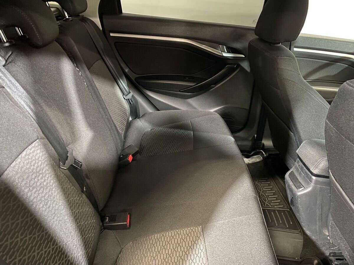 Lada (ВАЗ) Vesta SW, 2018 - Фото №10